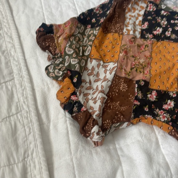 Patchwork romper , short sleeved and shorts - Picture 4 of 6